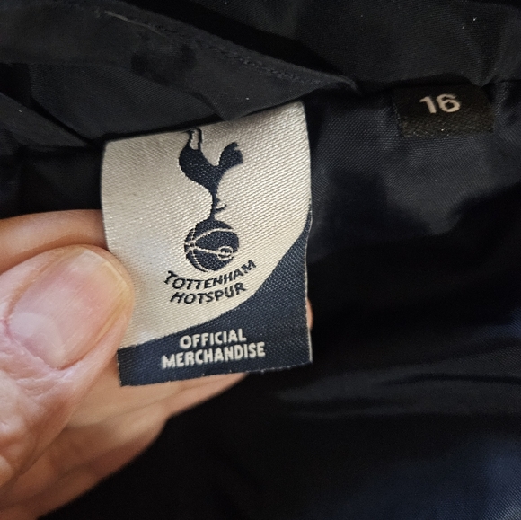 Tottenham Hotspur puffer coat. UK size 16 - Picture 7 of 12